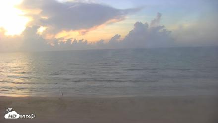 Gulf Shores - Port Aransas Live Beach Cam - Sep 8, 2026, 7:14am CDT