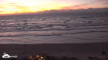 Gulf Shores - Port Aransas Live Beach Cam - Oct 18, 2026, 7:03am CDT
