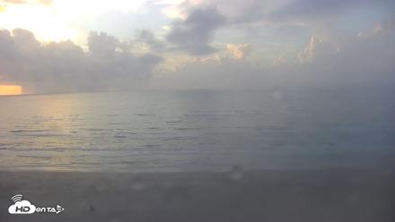 Gulf Shores - Port Aransas Live Beach Cam - Sep 16, 2026, 7:30am CDT