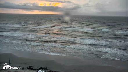 Port Aransas Beach - Sea Gull Condos Live Webcam - Oct 2, 2026, 7:17am CDT