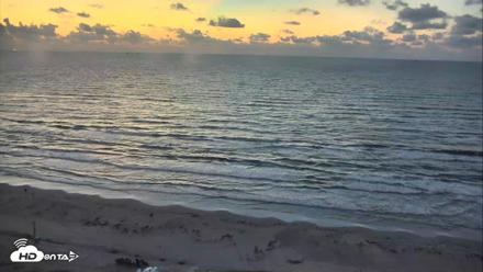 Port Aransas Beach - Sea Gull Condos Live Webcam - Sep 23, 2026, 6:56am CDT