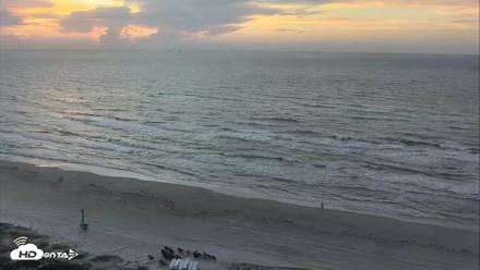 Port Aransas Beach - Sea Gull Condos Live Webcam - Sep 4, 2026, 7:07am CDT