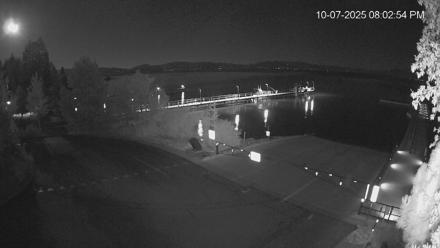 North Lake Tahoe Boat Ramp Live Webcam - Oct 7, 2025, 8:02pm PDT