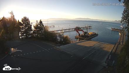 North Lake Tahoe Boat Ramp Live Webcam - Sep 8, 2026, 7:17am PDT