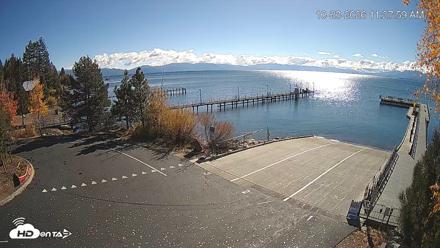 North Lake Tahoe Boat Ramp Live Webcam - Oct 23, 2026, 11:28am PDT