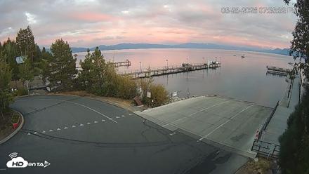North Lake Tahoe Boat Ramp Live Webcam - Aug 28, 2026, 7:39pm PDT