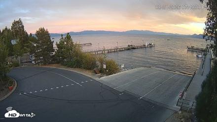 North Lake Tahoe Boat Ramp Live Webcam - Aug 21, 2026, 7:50pm PDT