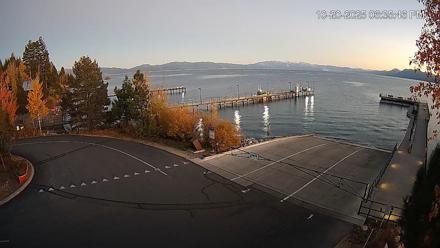 North Lake Tahoe Boat Ramp Live Webcam - Oct 20, 2025, 6:35pm PDT