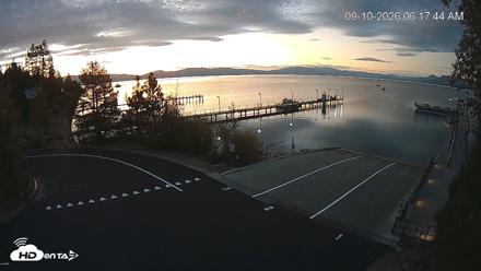 North Lake Tahoe Boat Ramp Live Webcam - Sep 10, 2026, 6:18am PDT