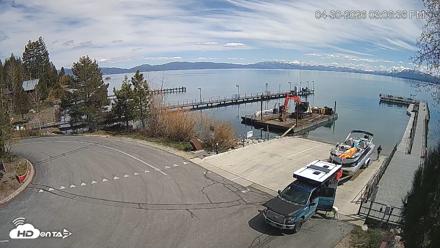 North Lake Tahoe Boat Ramp Live Webcam - Apr 30, 2026, 3:07pm PDT