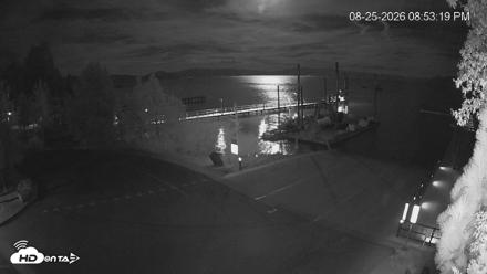 North Lake Tahoe Boat Ramp Live Webcam - Aug 25, 2026, 8:53pm PDT