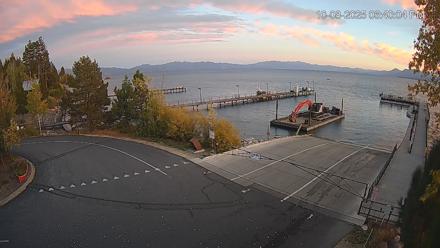 North Lake Tahoe Boat Ramp Live Webcam - Oct 8, 2025, 6:39pm PDT