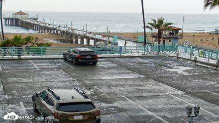 Manhattan Beach Pier North Live Cam - Oct 21, 2026, 3:36pm PDT