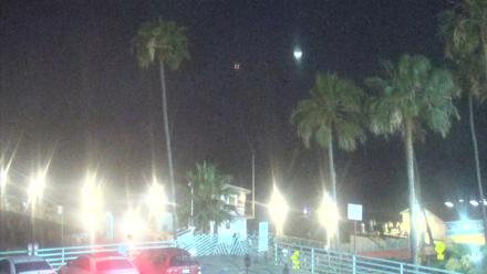 Manhattan Beach Pier North Live Cam - Mar 20, 2026, 8:39pm PDT