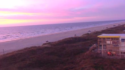 Sandcastle Condos Port Aransas Live Beach Cam - Dec 10, 2025, 6:54am CST