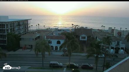 Inn By the Sea La Jolla Live Webcam - May 18, 2026, 7:29pm PDT