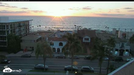 Inn By the Sea La Jolla Live Webcam - May 6, 2026, 7:29pm PDT