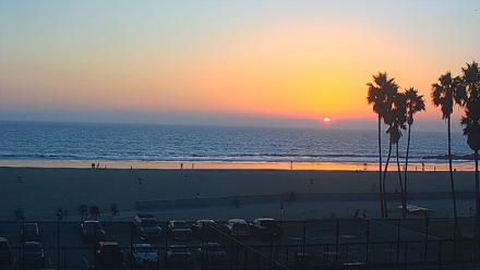Venice Beach Wide View Live Webcam - Oct 24, 2025, 6:06pm PDT