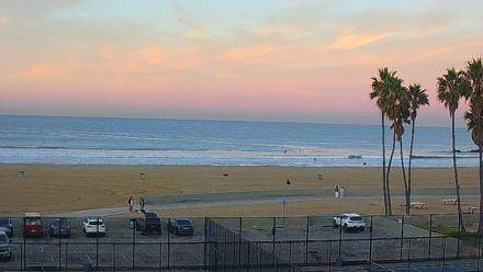 Venice Beach Wide View Live Webcam - Oct 19, 2025, 7:06am PDT