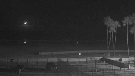 Venice Beach Wide View Live Webcam - Nov 24, 2025, 8:10pm PST