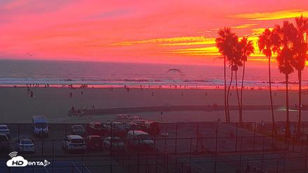 Venice Beach Wide View Live Webcam - Sep 26, 2026, 7:00pm PDT