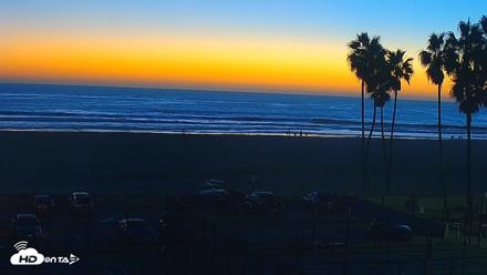 Venice Beach Wide View Live Webcam - Oct 19, 2026, 6:46pm PDT