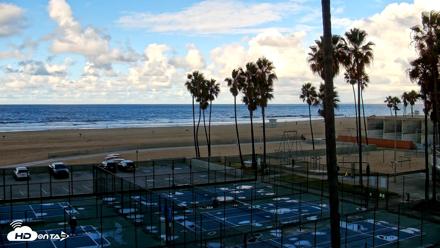 Venice Beach Wide View Live Webcam - Oct 22, 2026, 9:07am PDT