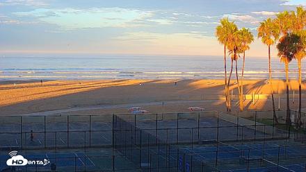 Venice Beach Wide View Live Webcam - Sep 8, 2026, 6:56am PDT