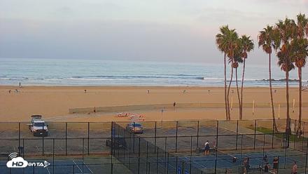 Venice Beach Wide View Live Webcam - Sep 13, 2026, 7:03am PDT