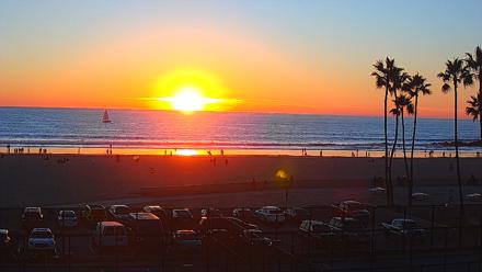 Venice Beach Wide View Live Webcam - Nov 23, 2025, 4:43pm PST