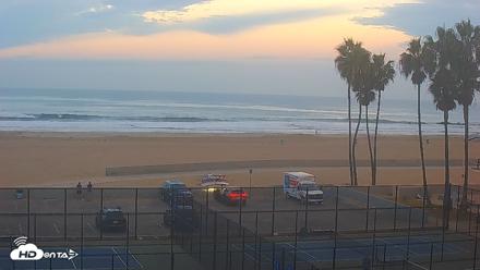 Venice Beach Wide View Live Webcam - Oct 10, 2026, 7:00am PDT