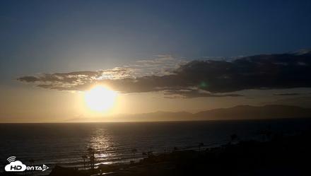 Santa Monica Bay Live Webcam - May 27, 2026, 7:37pm PDT