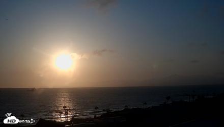 Santa Monica Bay Live Webcam - May 23, 2026, 7:30pm PDT