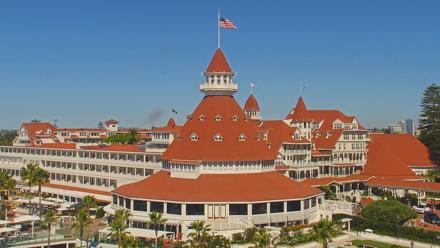 Hotel Del Coronado 4K Roaming Live Cam - Mar 1, 2026, 11:18am PST