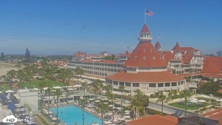 Hotel Del Coronado 4K Roaming Live Cam - Apr 10, 2026, 11:29am PDT