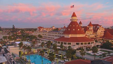 Hotel Del Coronado 4K Roaming Live Cam - Dec 4, 2025, 6:29am PST