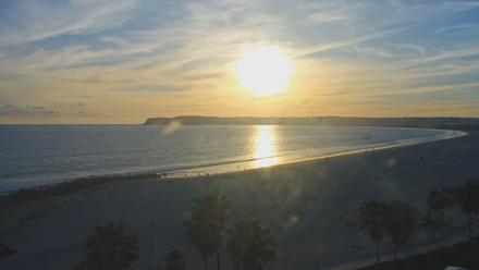 Hotel Del Coronado 4K Roaming Live Cam - Apr 1, 2026, 6:35pm PDT
