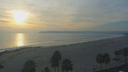 Hotel Del Coronado 4K Roaming Live Cam - Nov 2, 2025, 4:16pm PST