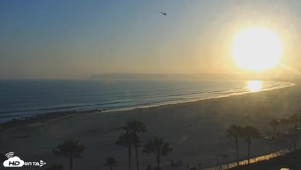 Hotel Del Coronado 4K Roaming Live Cam - May 19, 2026, 7:10pm PDT