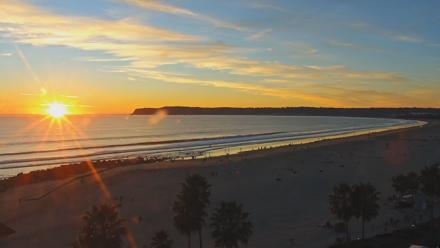 Hotel Del Coronado 4K Roaming Live Cam - Jan 16, 2026, 5:05pm PST