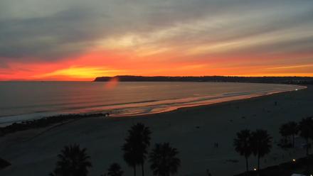 Hotel Del Coronado 4K Roaming Live Cam - Jan 28, 2026, 5:34pm PST