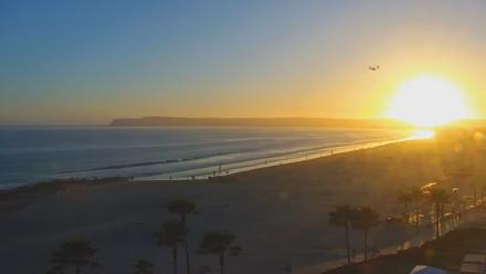 Hotel Del Coronado 4K Roaming Live Cam - Jun 16, 2025, 7:42pm PDT