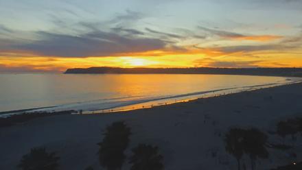 Hotel Del Coronado 4K Roaming Live Cam - Mar 13, 2026, 7:01pm PDT