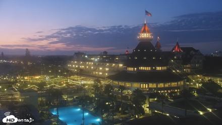 Hotel Del Coronado 4K Roaming Live Cam - Jul 18, 2026, 8:25pm PDT