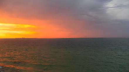 Rod & Reel Pier Live Webcam - Oct 19, 2025, 7:07pm EDT