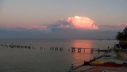 Rod & Reel Pier Live Webcam - Nov 9, 2025, 5:47pm EST