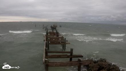 Rod & Reel Pier Live Webcam - May 3, 2026, 7:38am EDT
