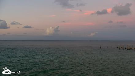 Anna Maria Island Florida Live Webcam - May 13, 2026, 8:20pm EDT