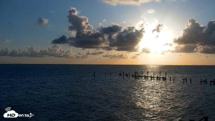 Anna Maria Island Florida Live Webcam - Aug 19, 2026, 7:39am EDT