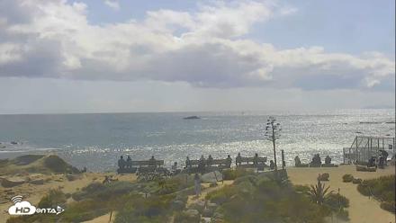 Dana Point Harbor Laguna Cliffs Resort Live Webcam - Apr 26, 2026, 3:27pm PDT